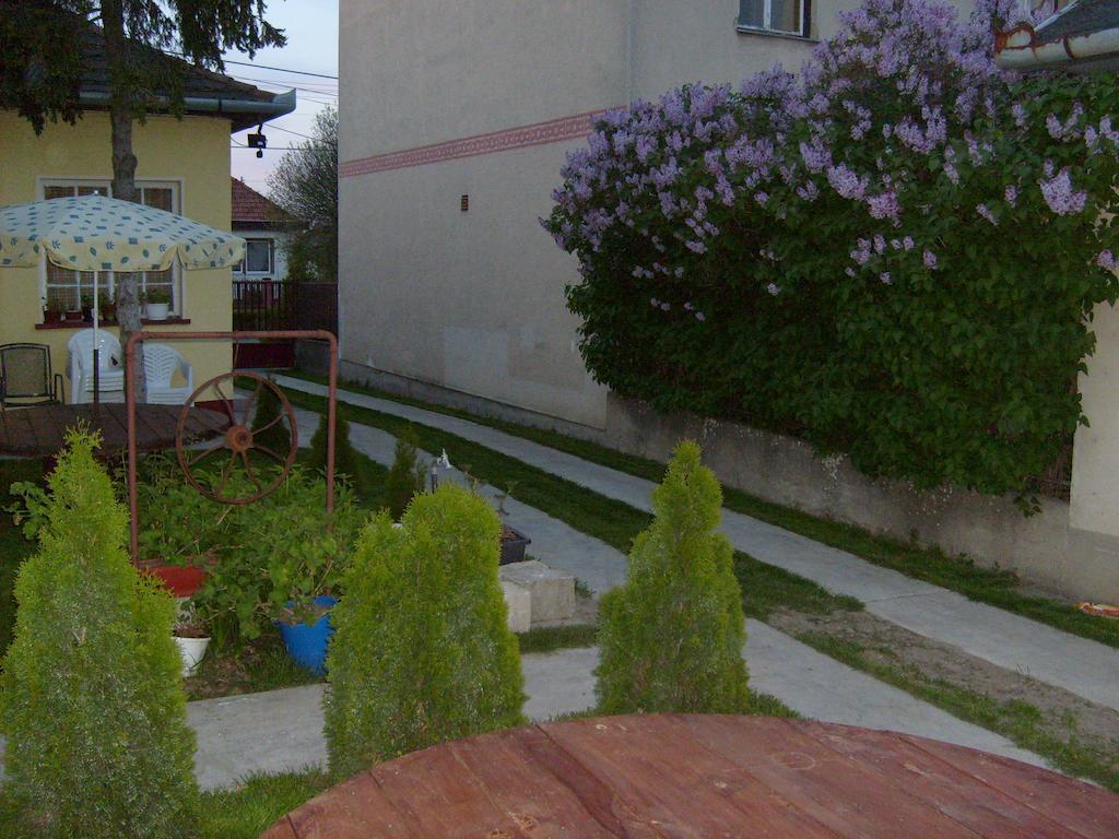 Toth Maganszallas Hajduszoboszlo Apartment Luaran gambar