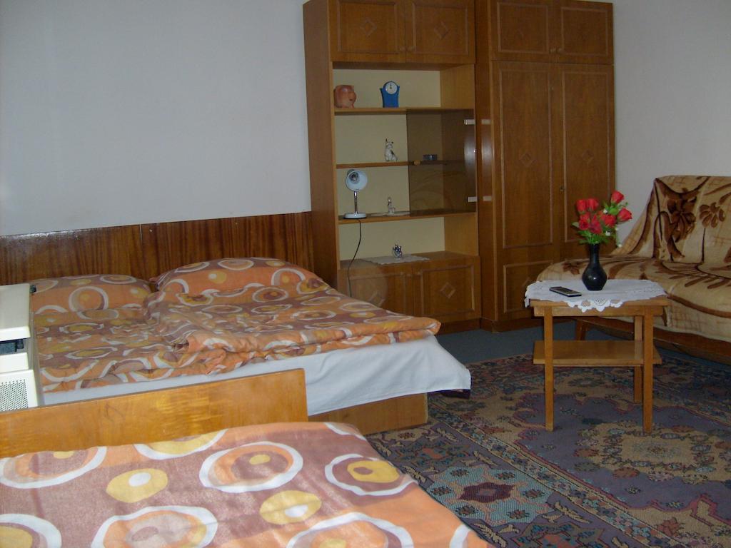 Toth Maganszallas Hajduszoboszlo Apartment Bilik gambar